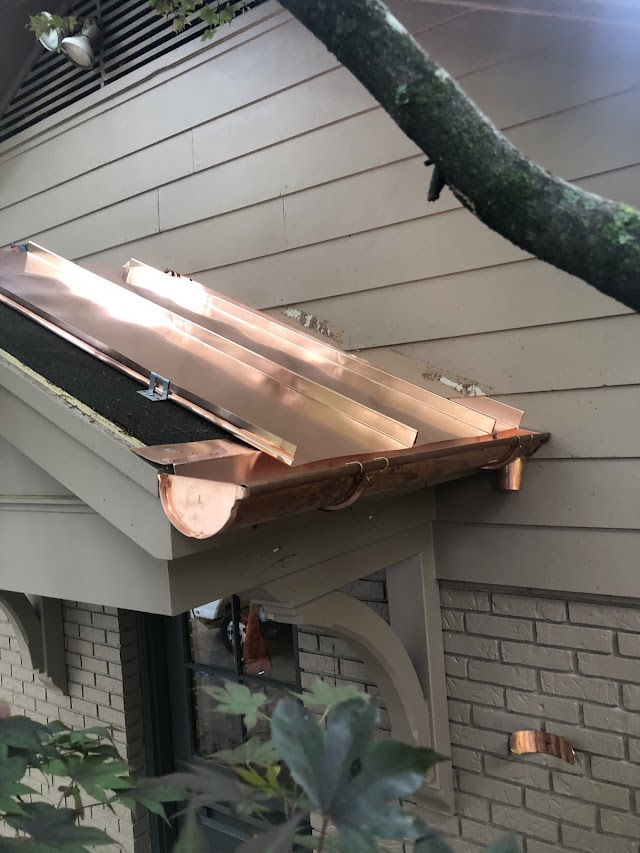 B&B Roofing Company - Michael Burnett photo 3