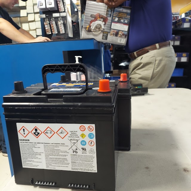 Battery source Golf Carts photo 2