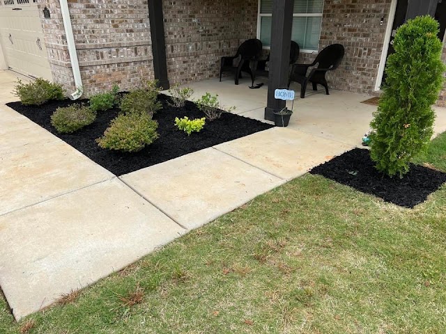 Bernabe’s Lawn Care photo 2