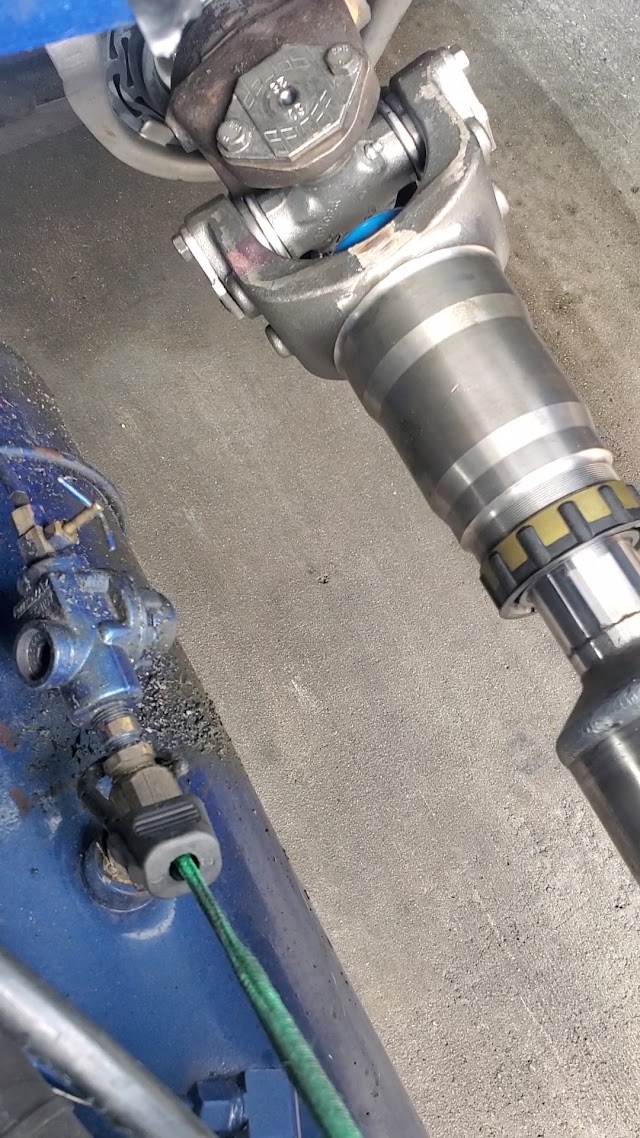 Big Moe Spring & Alignment photo 2