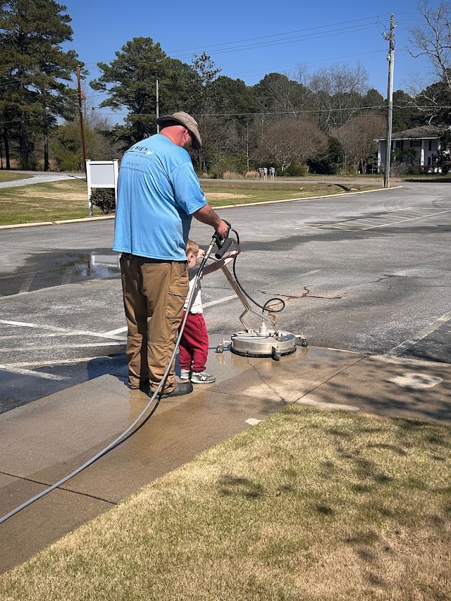 Big Sig's Pressure Washing