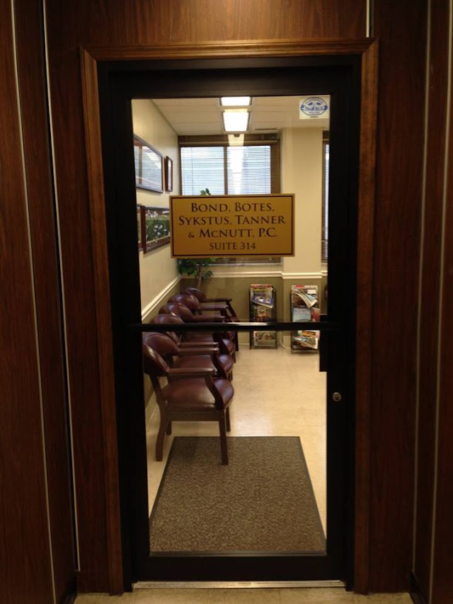 Bond & Botes Law Offices photo 3
