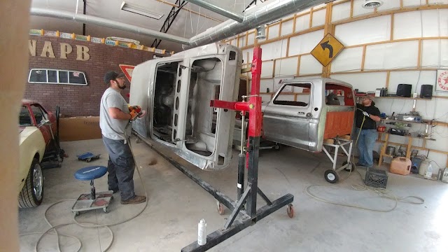 Calverts Collision & Restoration LLC photo 3