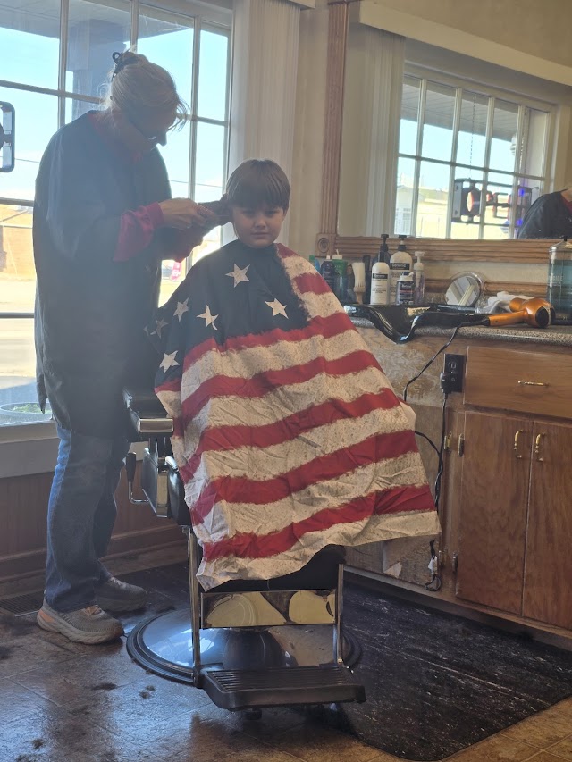 Carden Salon For Men & Boys