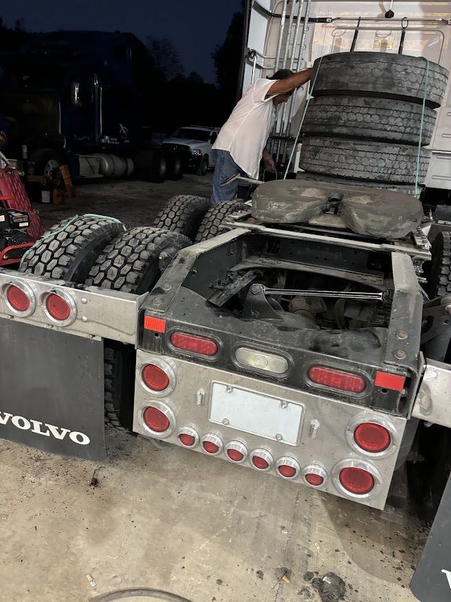 Cherokee Truck & Trailer Repair LLC