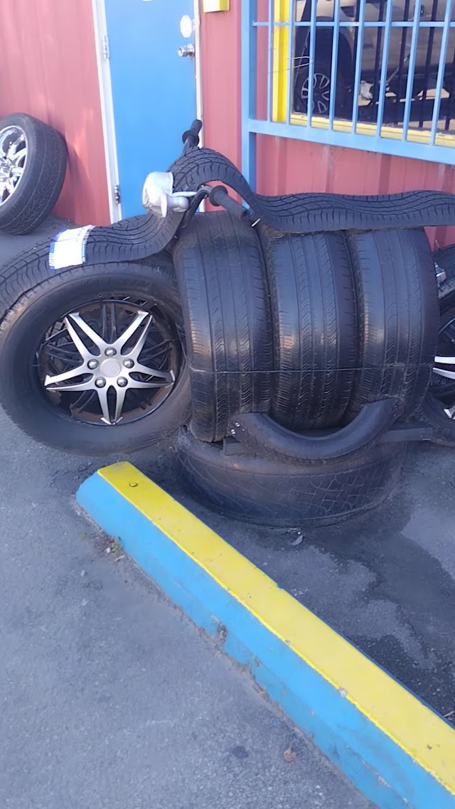 Cisneros Tire Mechanic & Alignment LLC photo 3