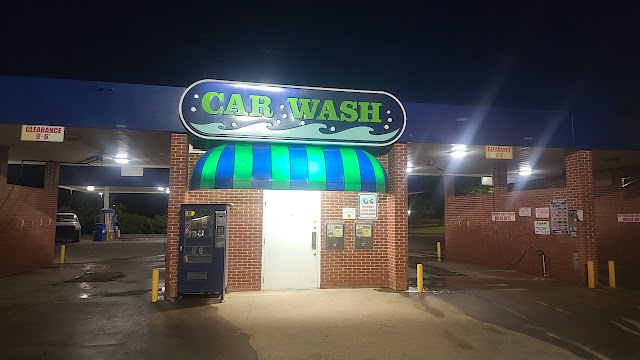 Cloverdale Road Car Wash photo 2