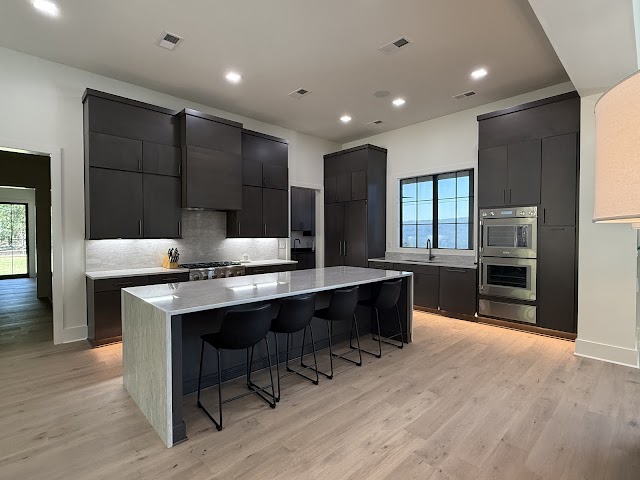 Creative Cabinets and Design photo 2