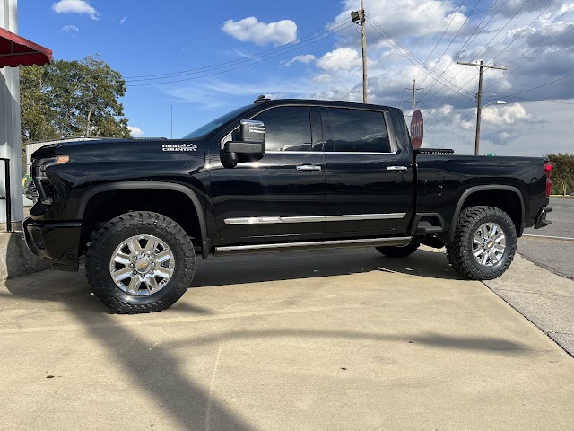 Cromcraft Collision Repair and Custom Truck Center photo 3