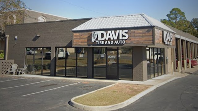 Davis Body Shop photo 2