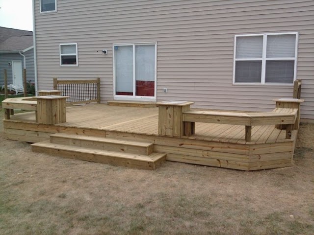 Deck The Shoals photo 2