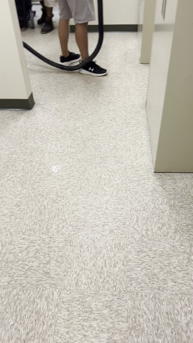Double Duty Commercial Cleaning photo 3