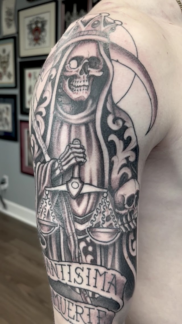 Dragons Lair Tattoo photo 3
