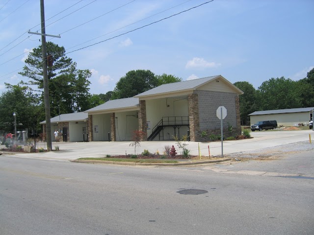 E-Z Clean Car Wash
