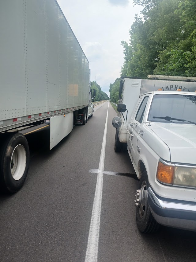 Farmerboys llc 24 hour mobile truck repair photo 2