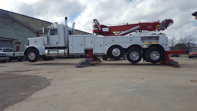 Frankie's Auto & Towing, LLC. photo 3