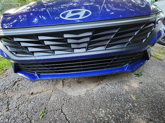 Graham's Auto World