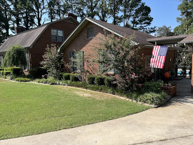 Holland lawncare photo 3