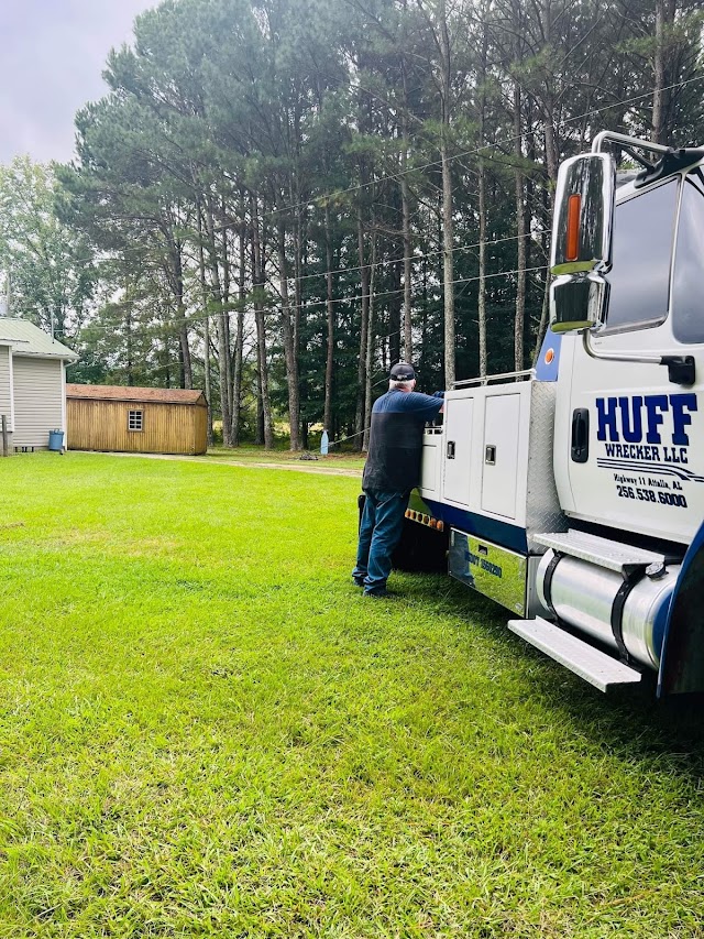 Huff Wrecker Service, LLC photo 2
