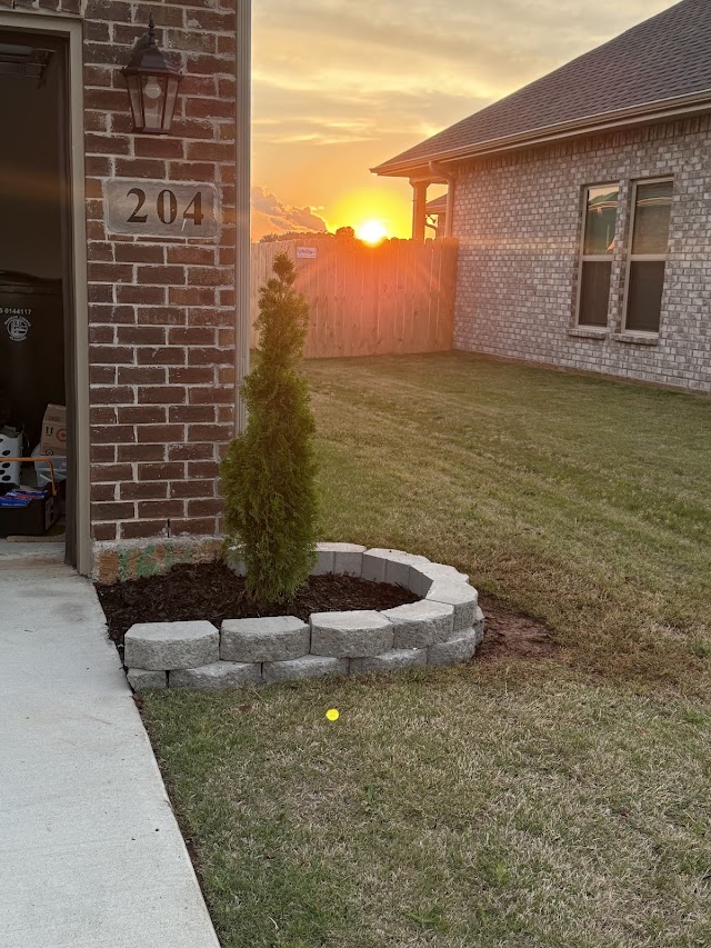Ivy Lawn Care LLC photo 2
