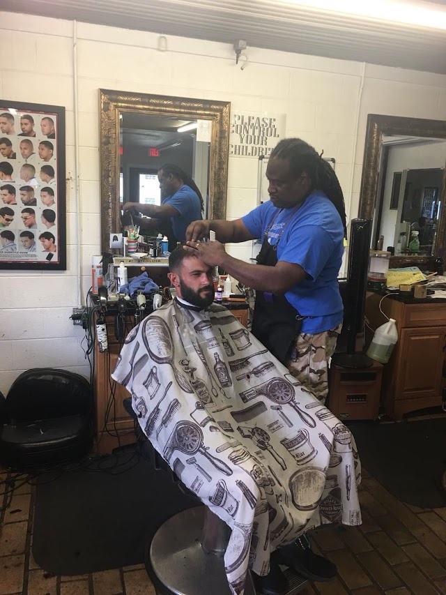Jacket's Nest Barbershop photo 3