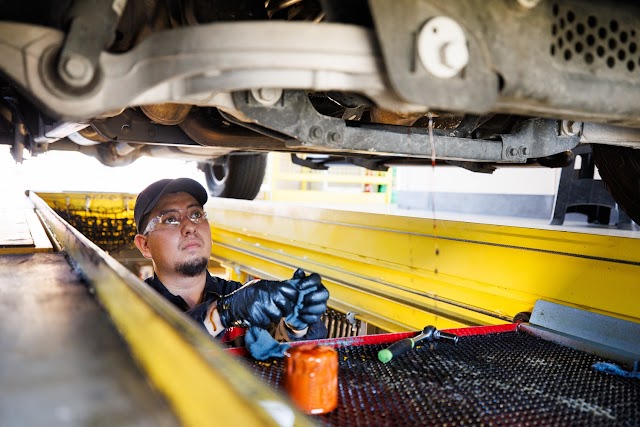 Jiffy Lube Oil Change photo 4