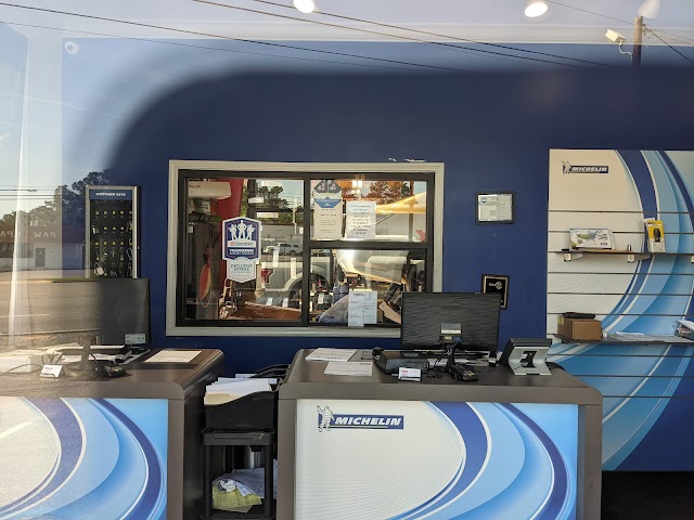 Jim Whaley Tires - Dothan (Montgomery Hwy) photo 4