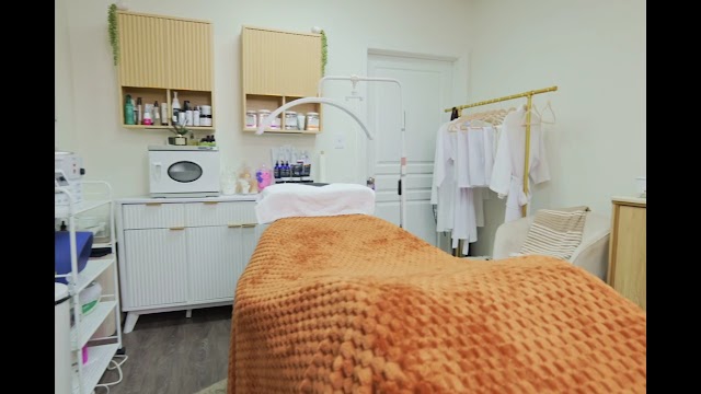 Jinett Beauty Studio photo 4