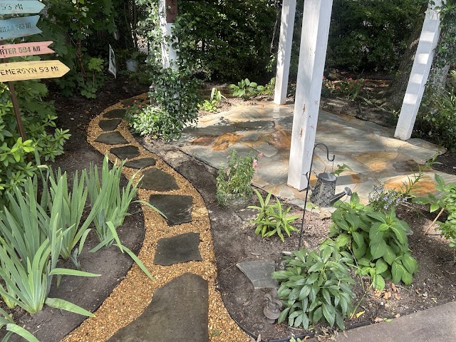 LawnScapes Maintenance & Design LLC