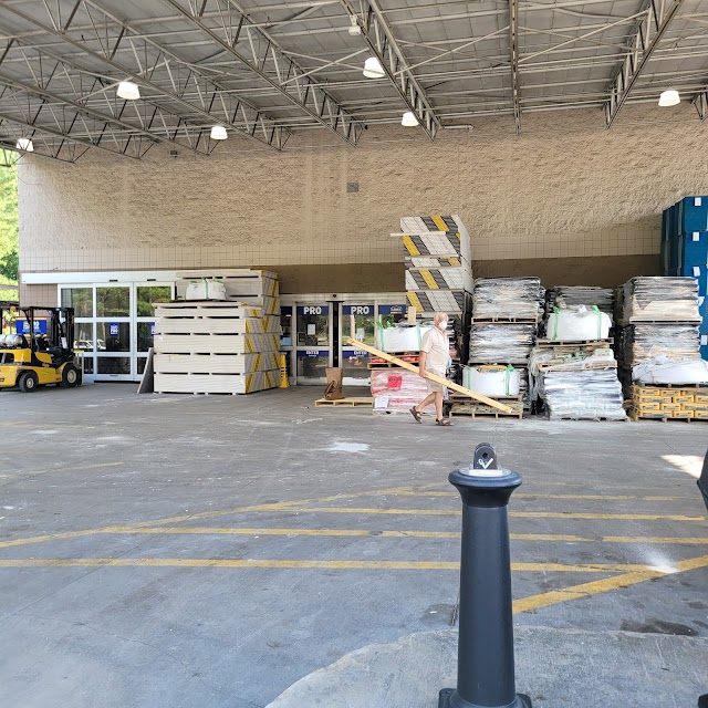 Lowe's Home Improvement photo 4