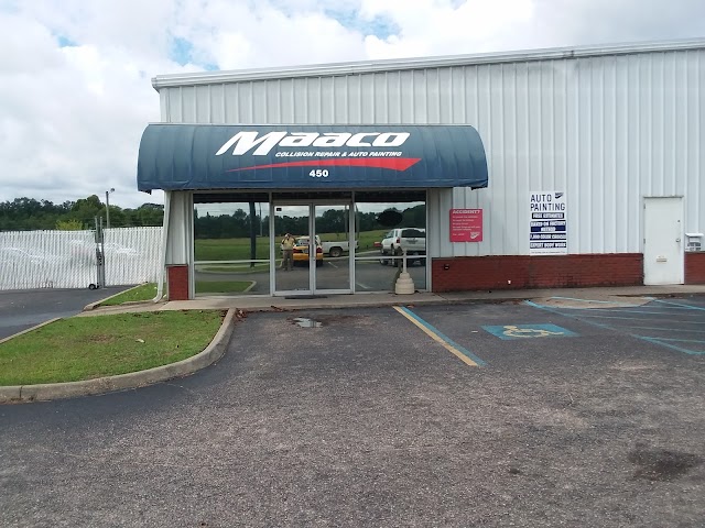 Maaco Auto Body Shop & Painting photo 3
