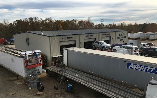 Mike's Truck and Trailer Repair photo 4