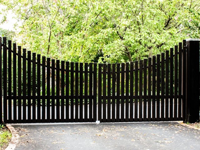 OneGuard Fencing photo 4
