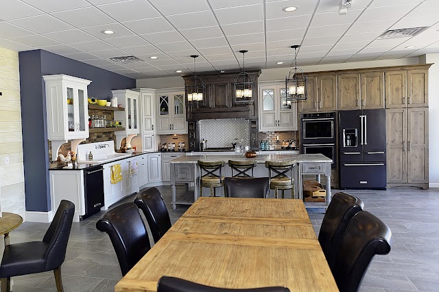 Phipps Cabinets Inc photo 3