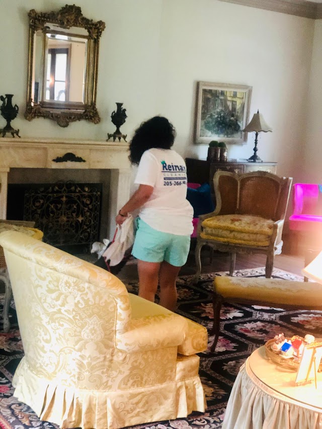 Reina's Cleaning