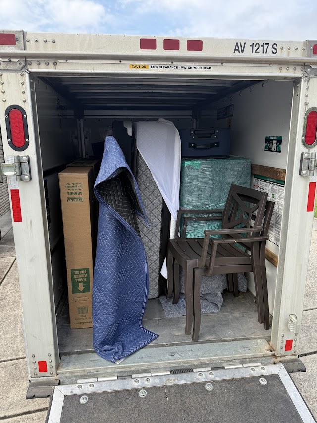 Rivers Ridge Moving & Labor photo 2