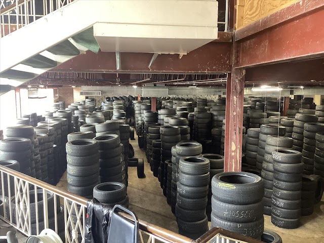 Roca Tires Shop photo 3