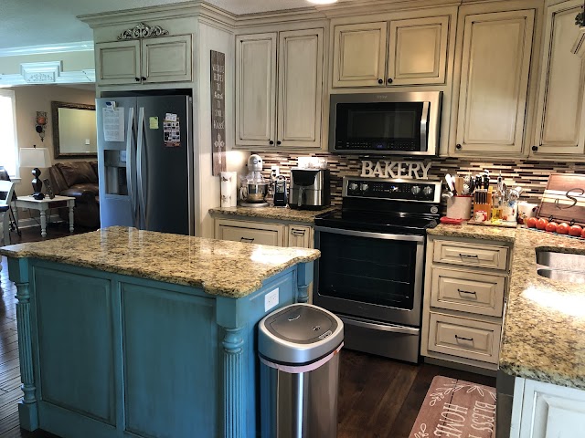 Royale Cabinetry photo 2