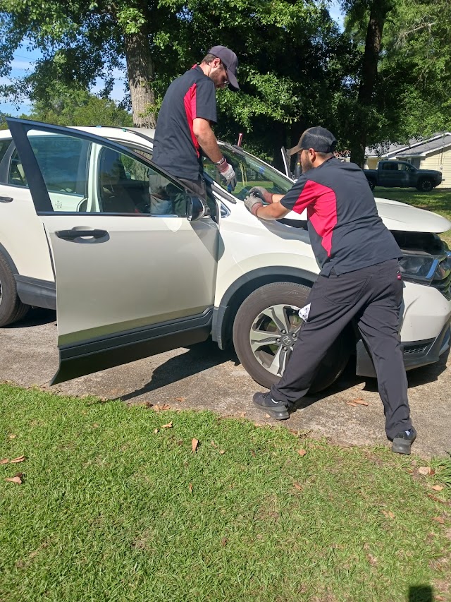 Safelite AutoGlass photo 2
