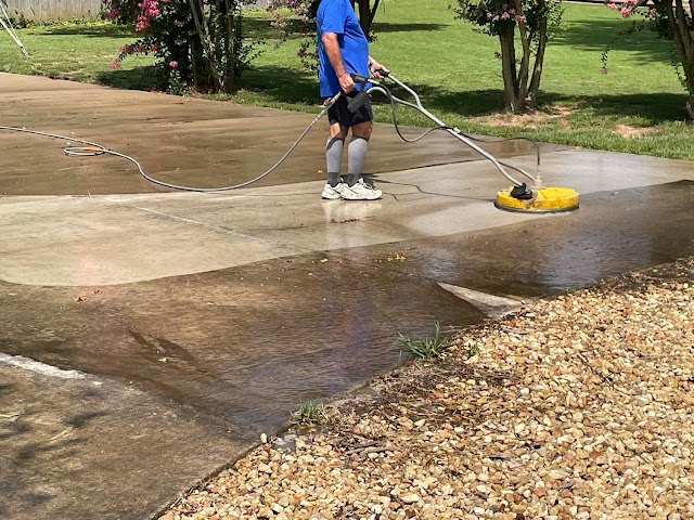Shoals Pressure Washing photo 4