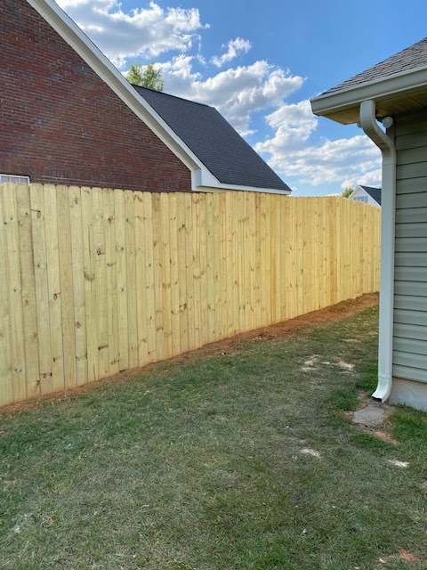 Southern Style Fence and Lawn Care photo 4