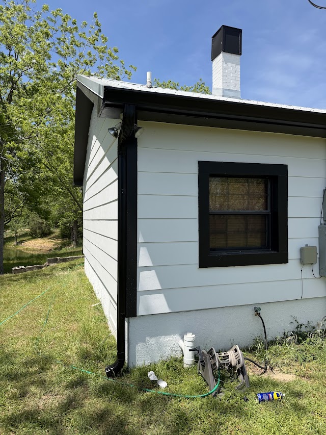 Taylor Seamless Gutter photo 3