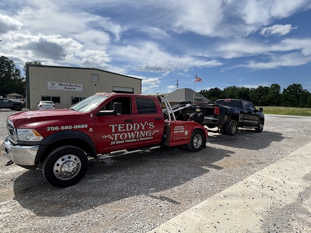 Teddy’s Towing photo 3