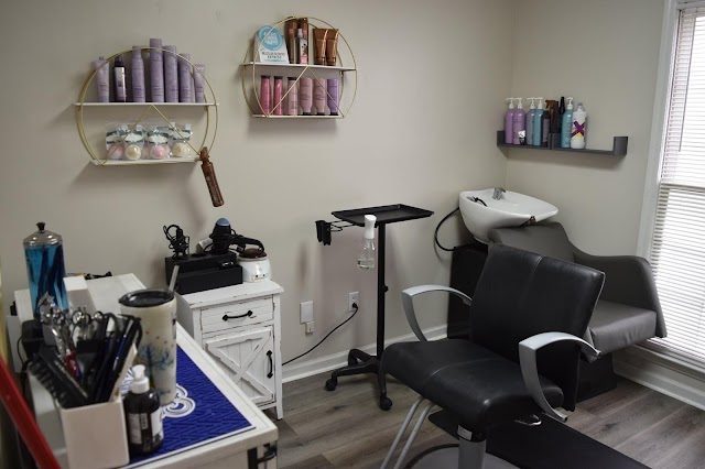 Tip Top Beauty Bar photo 4