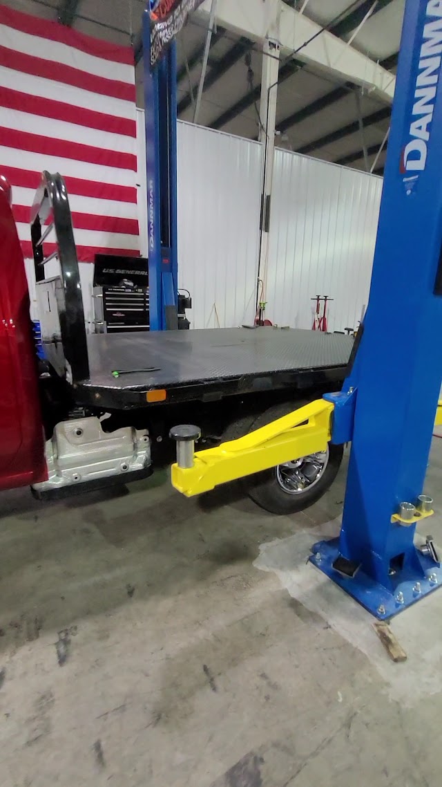 Truckers Warehouse photo 2