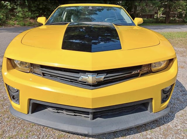 Velasquez Body Shop & Auto Sales