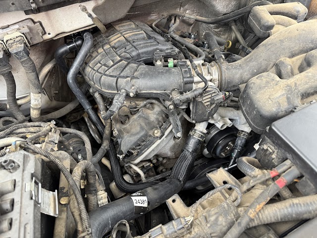 Vick's Automotive photo 3