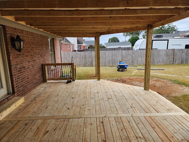 Wizard Fence and Decks photo 3