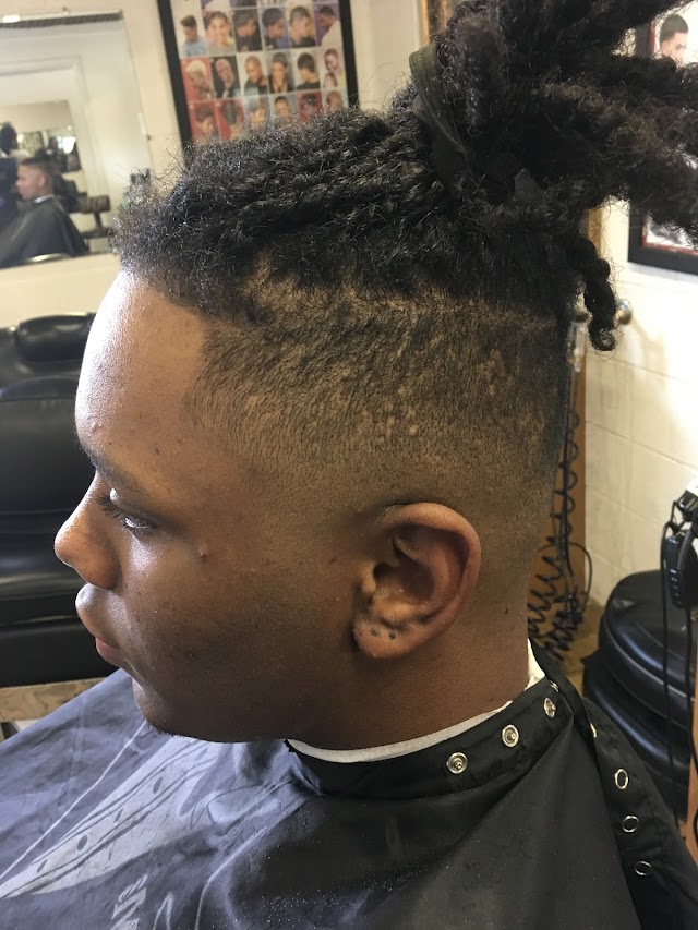 Wright Touch Barber Shop international photo 2