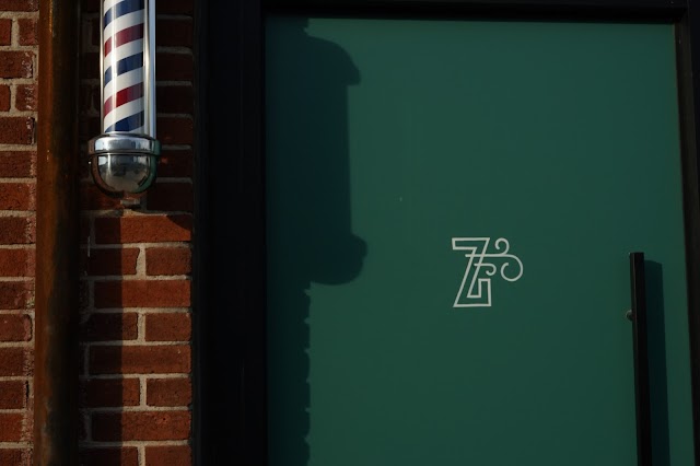 Zephyr Barber
